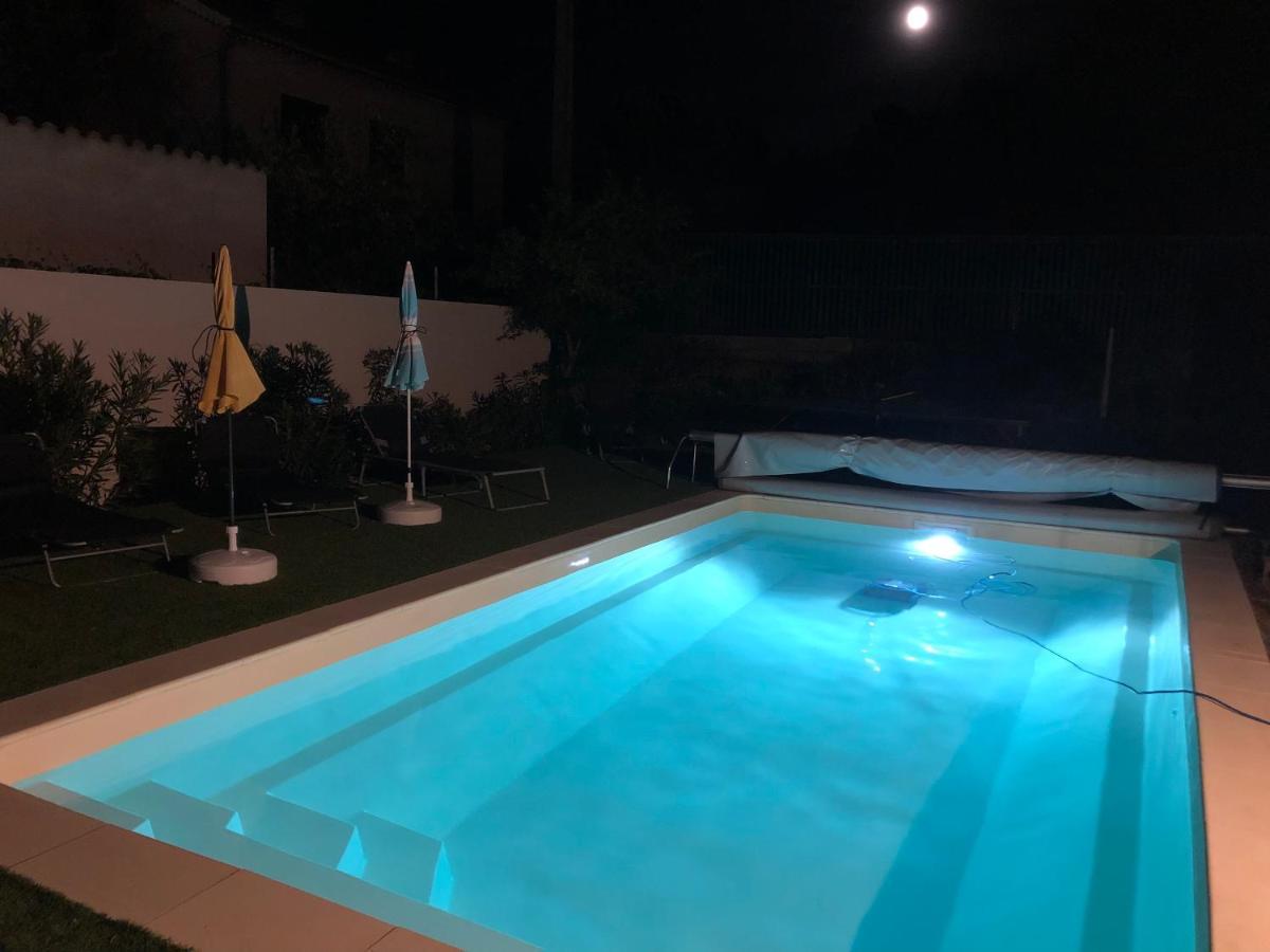 Gite Climatise Avec Piscine Sur Les Hauteurs De Bollene Luaran gambar